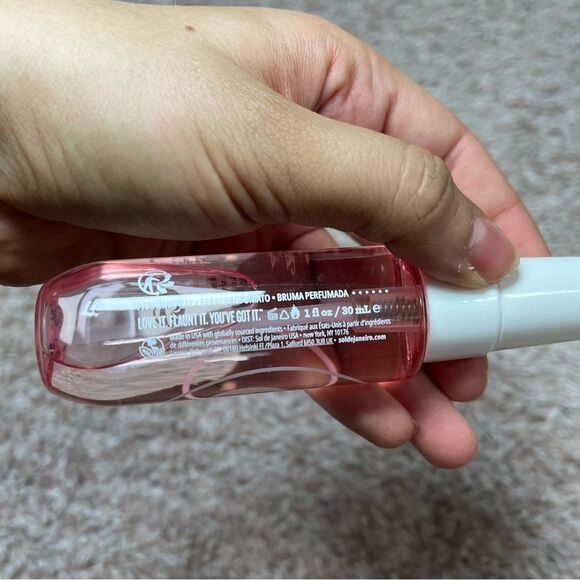 Sol de Janeiro 68 Spray and Beija Flor Esasti Cream Set - Picture 3 of 4